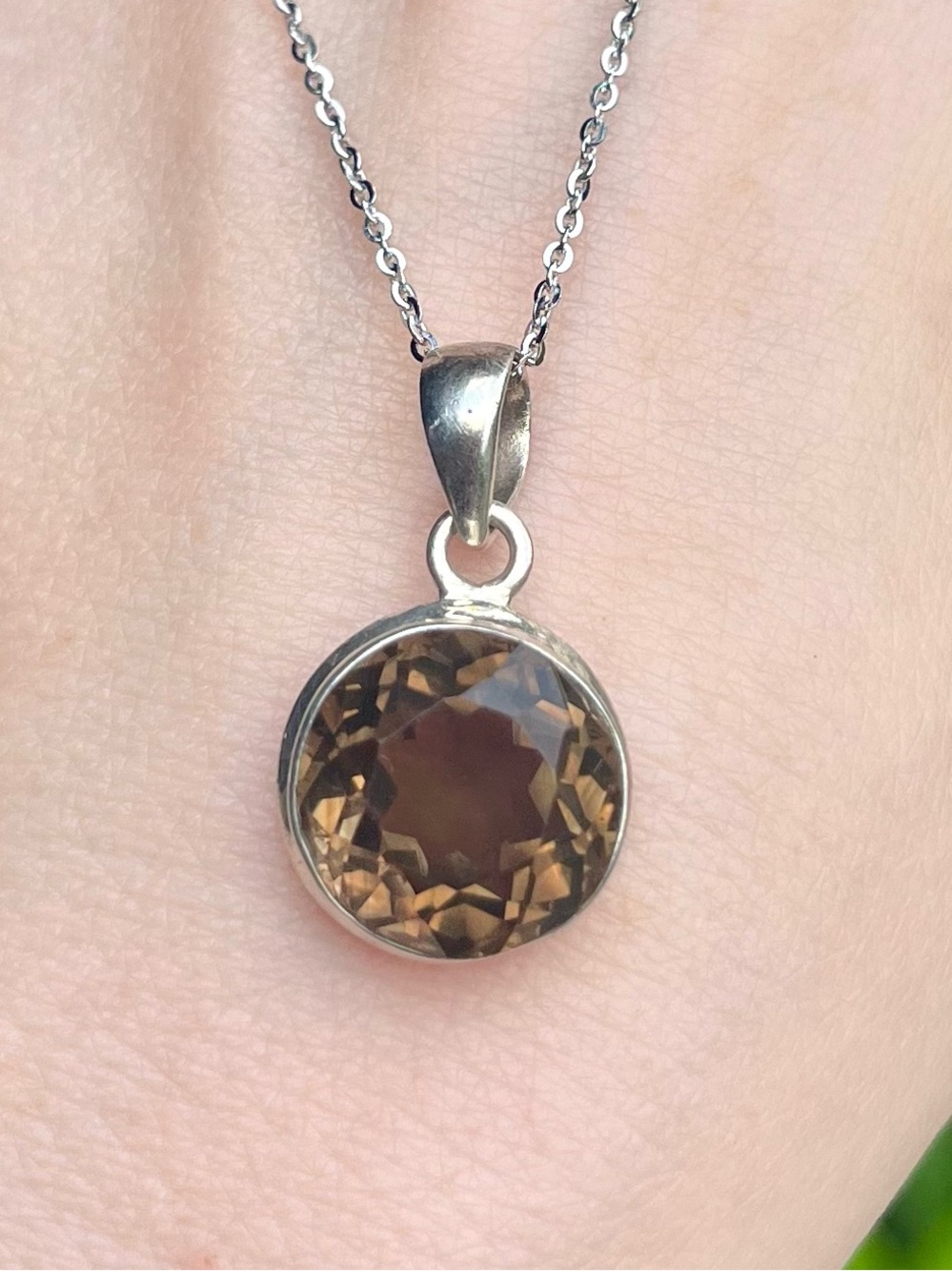 925 Sterling Silver faceted Smoky Quartz Round Pendant Necklace Brown